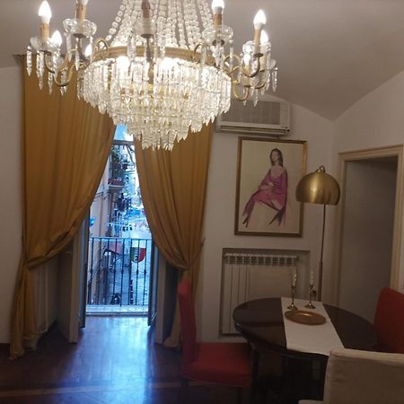 La Casa Di Francesca Hotel Napoli Bagian luar foto